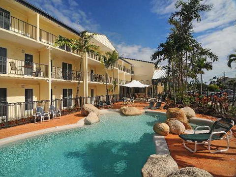 Cairns Queenslander Hotel & Apartments - Accommodation QLD 1