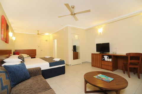 Cairns Queenslander Hotel & Apartments - Accommodation QLD 15