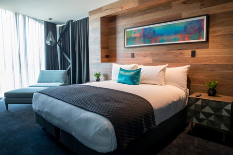Eatons Hill Hotel - Accommodation QLD 24