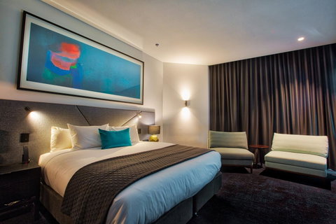 Eatons Hill Hotel - Accommodation QLD 12