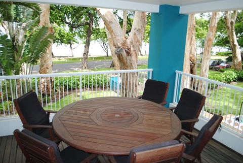 BeachView Apartments At Villa Paradiso - Accommodation QLD 10