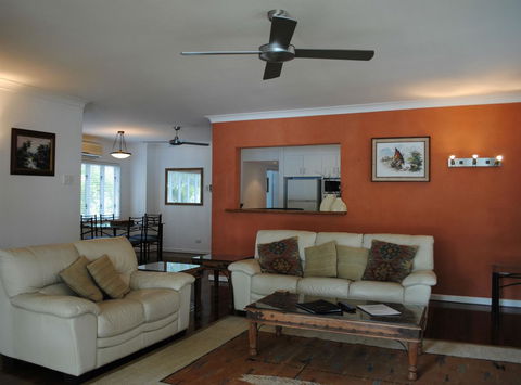 BeachView Apartments At Villa Paradiso - Accommodation QLD 14