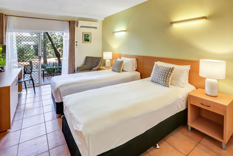 Coral Tree Inn - Accommodation QLD 11