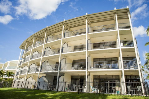 Amaroo At Trinity - Accommodation QLD 17
