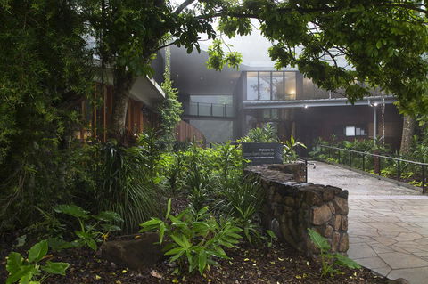 Bower 63 - Accommodation QLD 37