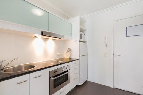 Allegro Apartments - Accommodation QLD 17