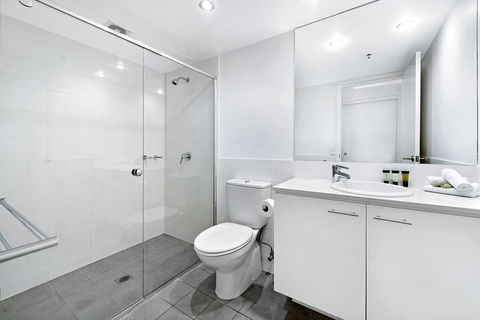 ULTIQA Freshwater Point Resort - Accommodation QLD 23