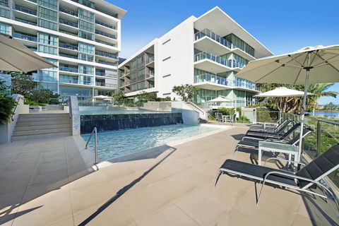 ULTIQA Freshwater Point Resort - Accommodation QLD 0