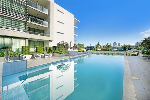 ULTIQA Freshwater Point Resort - Accommodation QLD 11