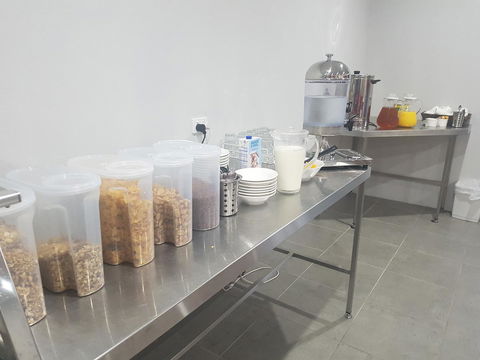 YAL Cairns - A Motel That Makes A Difference - Accommodation QLD 16