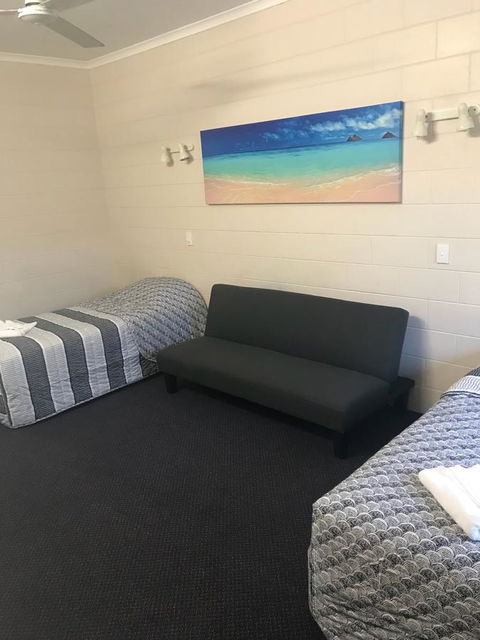 YAL Cairns - A Motel That Makes A Difference - Accommodation QLD 25