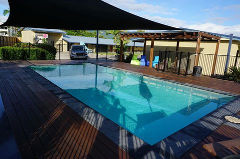 YAL Cairns - A Motel That Makes A Difference - Accommodation QLD 31