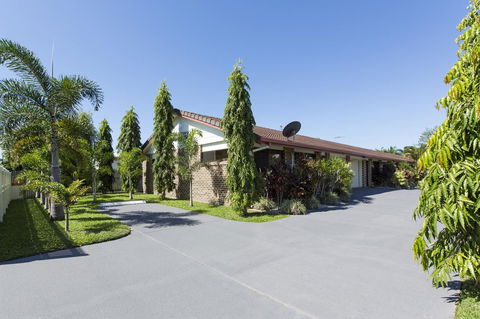 Marcol Place Holiday Apartments - Accommodation QLD 2