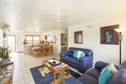 Marcol Place Holiday Apartments - Accommodation QLD 1