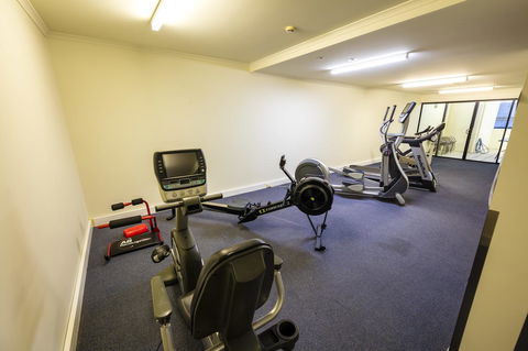 Jack And Newell Holiday Apartments - Accommodation QLD 15