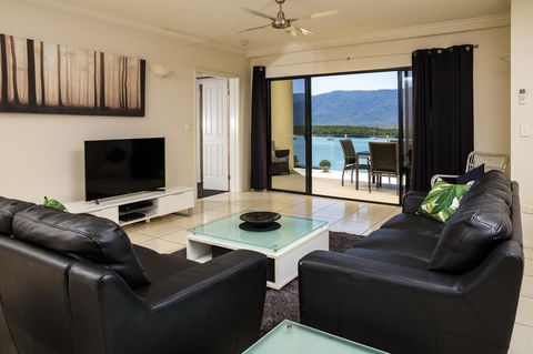 Jack And Newell Holiday Apartments - Accommodation QLD 27