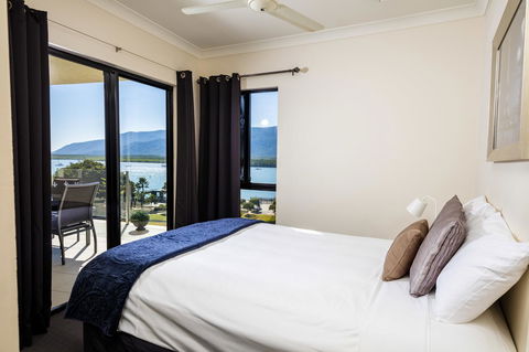 Jack And Newell Holiday Apartments - Accommodation QLD 38