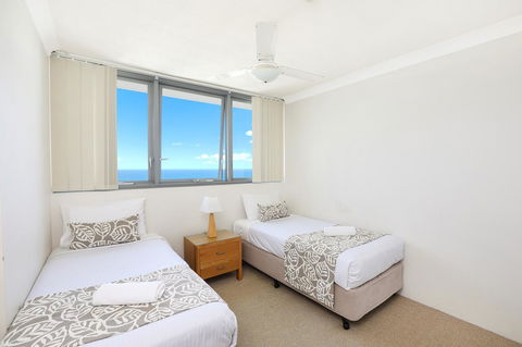 Majorca Isle Beachside Resort - Accommodation QLD 5