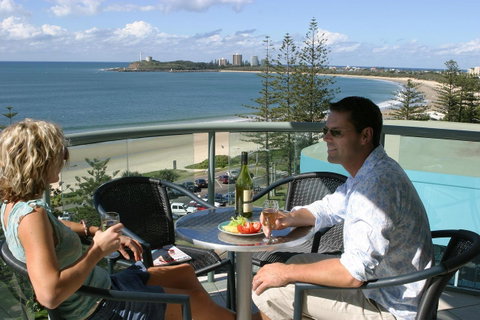 Malibu Apartments - Accommodation QLD 2