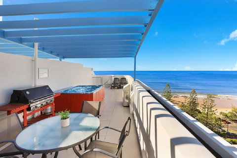 Malibu Apartments - Accommodation QLD 7