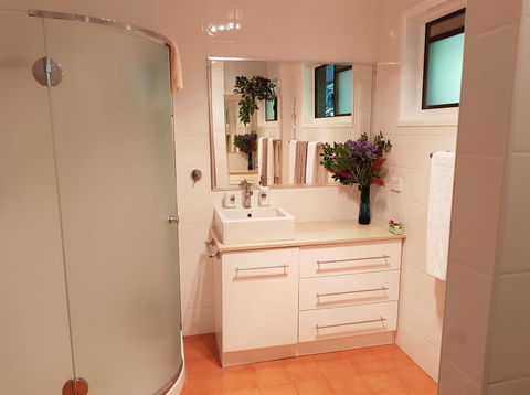 Manitzky Magic -B&B Home With Heart - Accommodation QLD 7