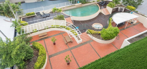 Sunshine Tower Hotel - Accommodation QLD 22