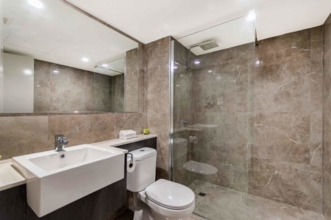 Sunshine Tower Hotel - Accommodation QLD 23
