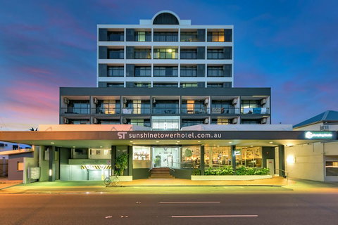 Sunshine Tower Hotel - Accommodation QLD 4