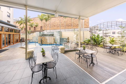 Hotel Diana - Accommodation QLD 17