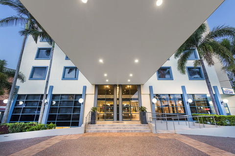Hotel Diana - Accommodation QLD 1