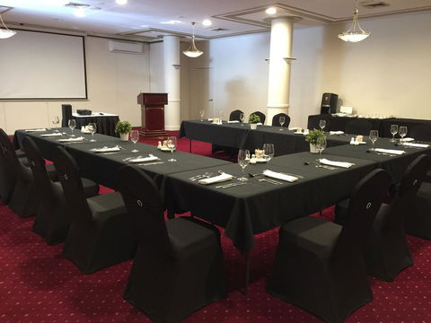 Hotel Diana - Accommodation QLD 15