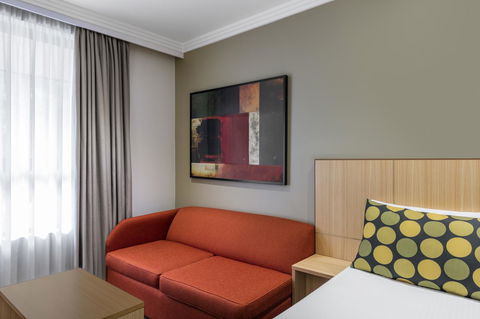 Mercure Brisbane Garden City - Accommodation QLD 3