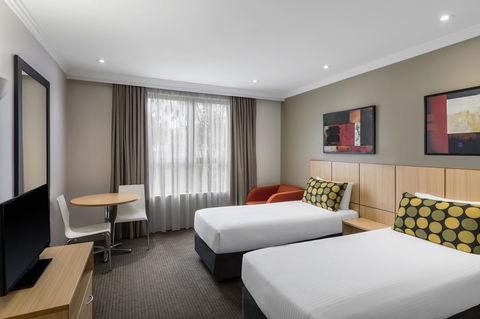 Mercure Brisbane Garden City - Accommodation QLD 4