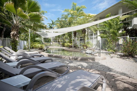 Tropical Nites Holiday Townhouses - Accommodation QLD 10