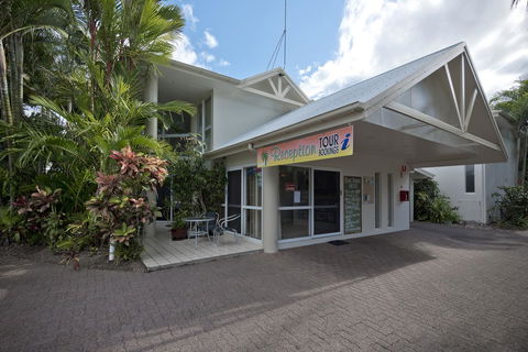Tropical Nites Holiday Townhouses - Accommodation QLD 15
