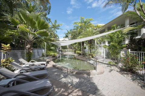 Tropical Nites Holiday Townhouses - Accommodation QLD 1
