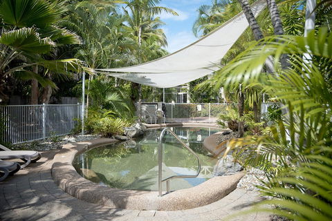 Tropical Nites Holiday Townhouses - Accommodation QLD 20