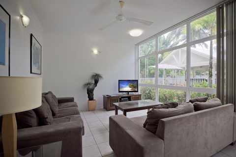 Tropical Nites Holiday Townhouses - Accommodation QLD 24