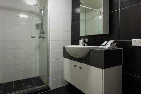 Oxygen Apartments - Accommodation QLD 5