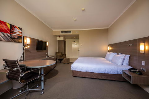 DoubleTree By Hilton Cairns - Accommodation QLD 24