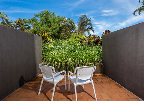 DoubleTree By Hilton Cairns - Accommodation QLD 32