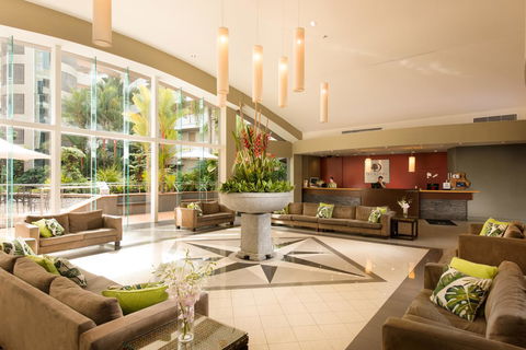 DoubleTree By Hilton Cairns - Accommodation QLD 3
