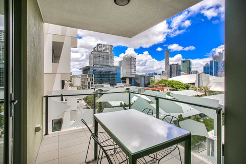Vine Apartments South Brisbane - Accommodation QLD 3