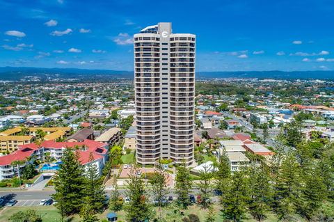 Burleigh Esplanade Apartments - Accommodation QLD 13