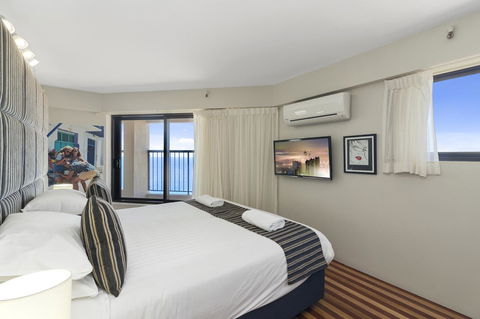 Burleigh Esplanade Apartments - Accommodation QLD 28
