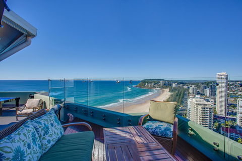Burleigh Esplanade Apartments - Accommodation QLD 4