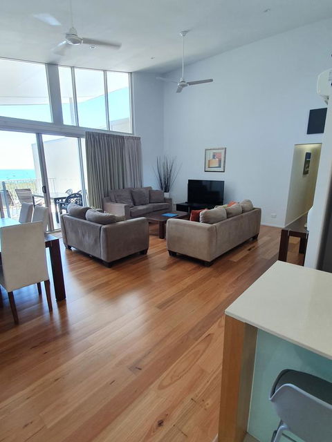 Azure Sea Whitsunday Resort - Accommodation QLD 21