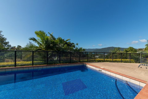 Paradise Penthouse At Waves - Airlie Beach - Accommodation QLD 3