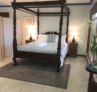 Taj on Byrnes - Private Luxury Apartment Mareeba - Accommodation QLD