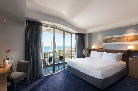 Sofitel Gold Coast Broadbeach - Accommodation QLD 3